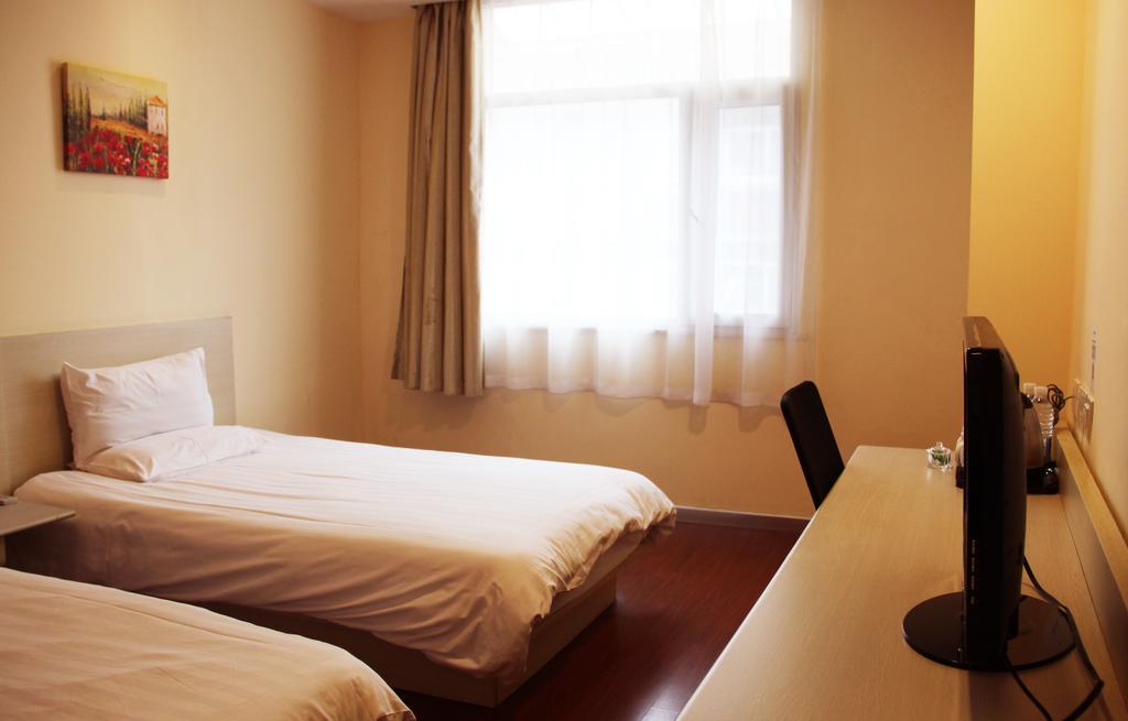 Hanting Express Qingdao Zhongshan Road Room photo